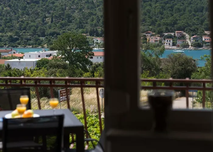 Cozy Stana In Grebastica * Šibenik