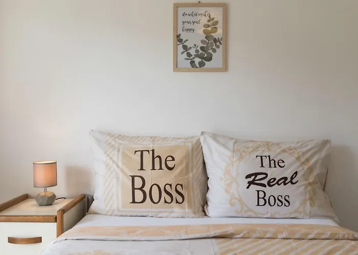 Cozy Stana In Grebastica