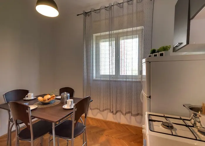 Cozy Stana In Grebastica Apartman *